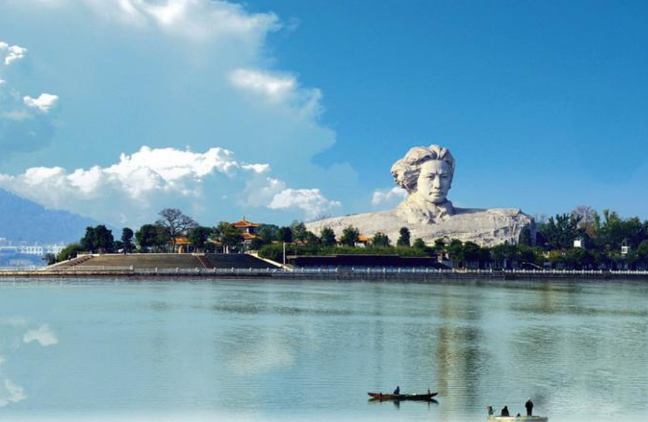 湖南 湖南一5A级景区被“摘牌”,关门一年半,如今门票0元又火了