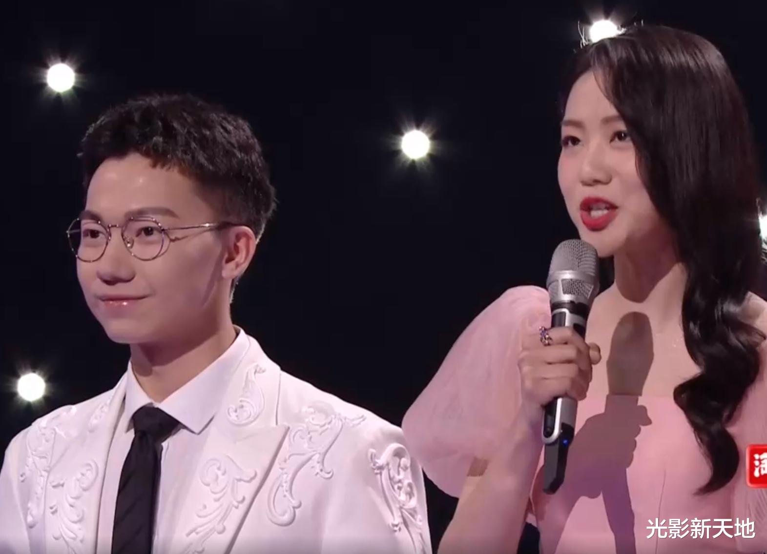 跨年晚会|湖南跨年晚会王源全开麦走音，王一博节目后调，谢娜吴昕成嘉宾