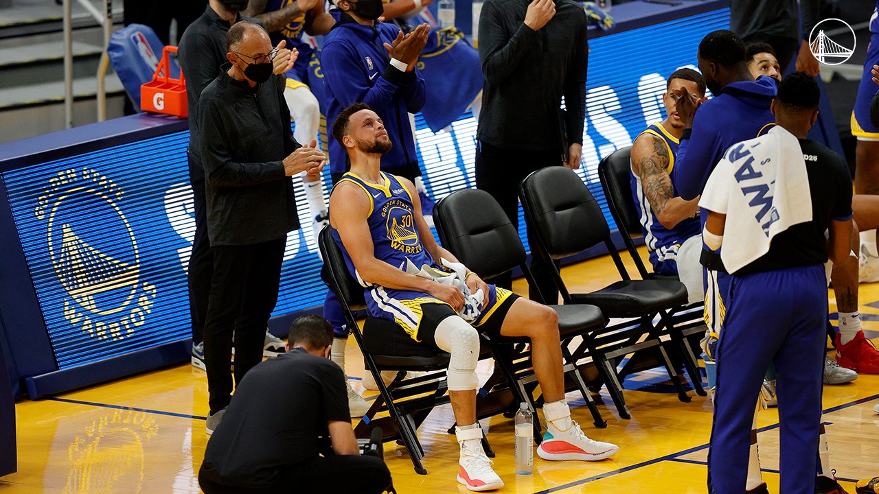 斯蒂芬·库里|三节狂砍48分！库里10三分打疯了，狂刷四大神迹：破尘封57年纪录