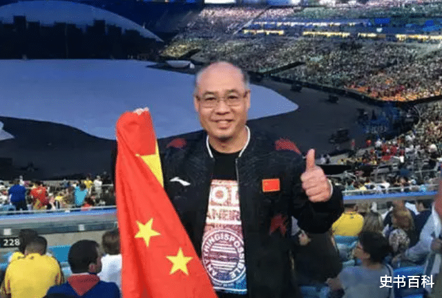 李宁|“体操王子”李宁身价百亿,58岁头发脱落,59岁妻子仍风韵犹存