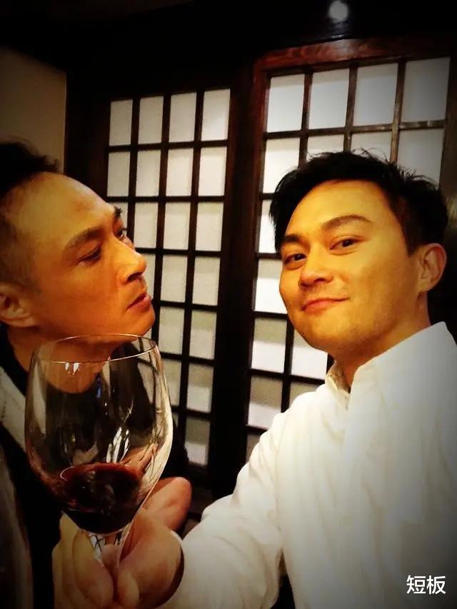 TVB|他是TVB的甘草演员，现实身份不一般，6年前已经离开了人世间