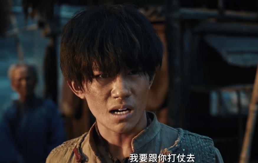花匠小美 仅差1.5亿，《长津湖》赶超《你好李焕英》已不是幻想