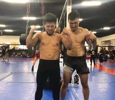 萌孩控分子|张伟丽身后站着三大高手,塞胡多+斗牛犬+韩国僵尸将让她复仇成功