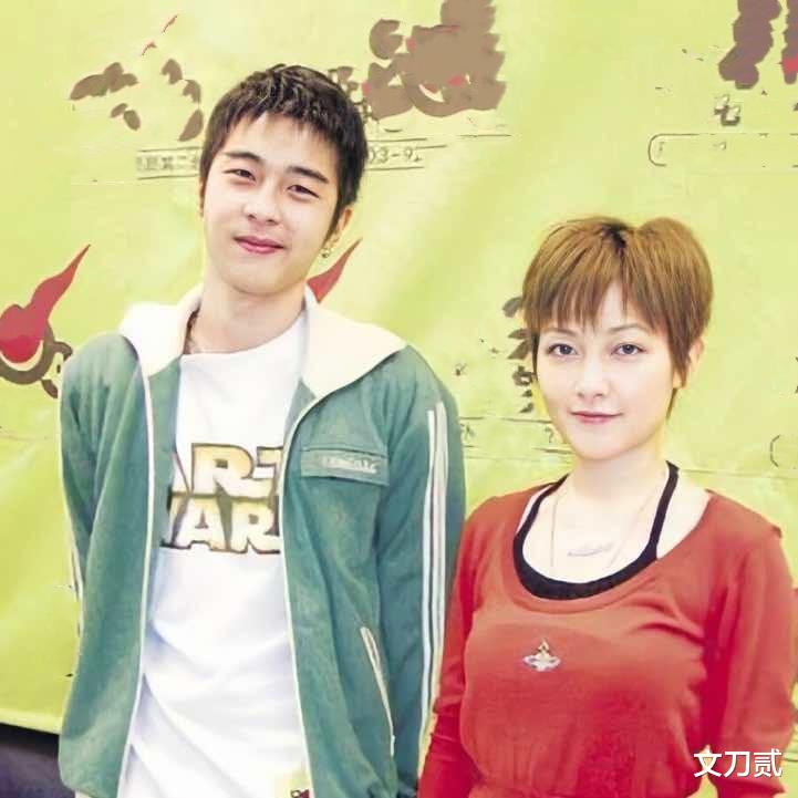 范晓萱|“人间异类”范晓萱，摘子宫、上舌环，44岁还未婚，如今过得怎样