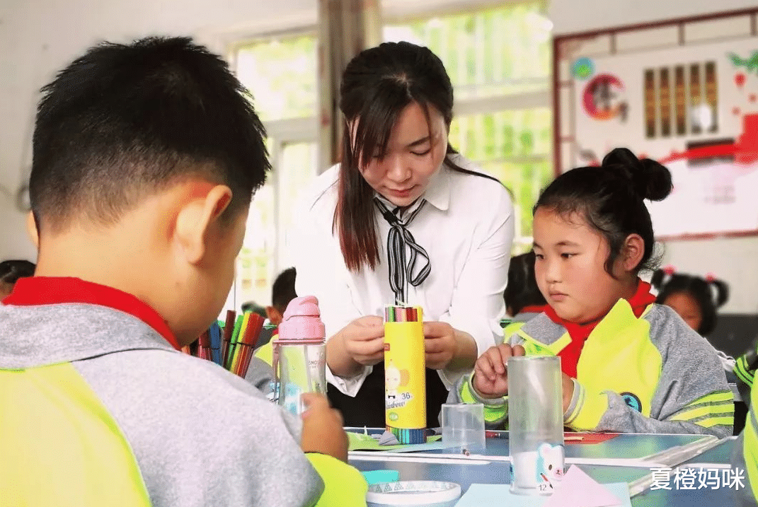 夏橙妈咪|延长中小学生在校时间，或将引发新的“隐患”，家长要提前知晓