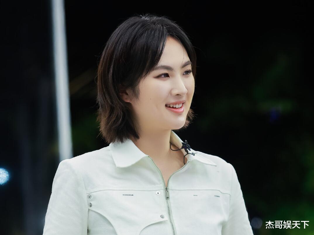 黄晓明|黄晓明耍心眼，丁真动机不纯，《中餐厅》收官只能靠周也勉强挽尊