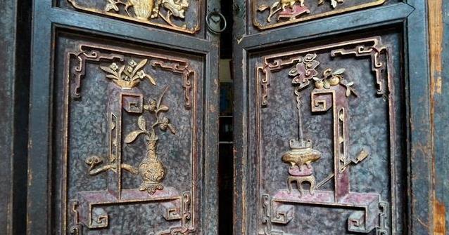 |祖上靠开矿发家,建房时贴了3.6斤黄金,如今78岁老人独守大宅