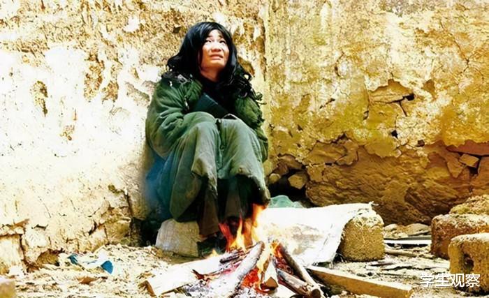 中国第一懒人杨锁,为取暖放火烧家,连被子都懒得盖,如今怎样了