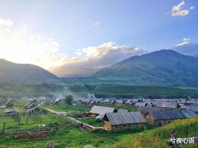 兮夜心语|夏季避暑胜地禾木村，选好住宿位置，才能有好的旅行体验