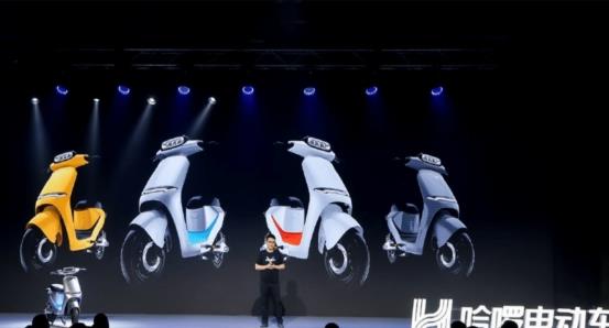 麦克风|阿里终于亲自出手，2.8亿美元加持哈啰，只为了战滴滴、斗美团？