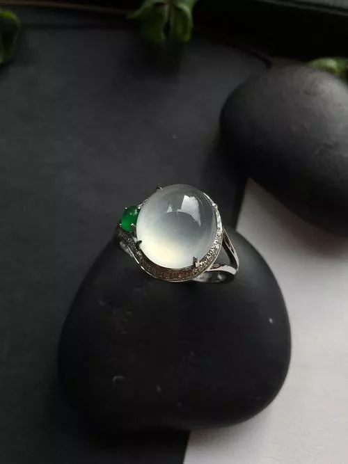 翡翠|玩转翡翠之必备知识