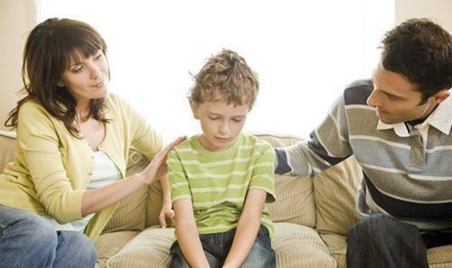 我是妈妈|孩子发脾气时,父母的第一反应很重要,影响着孩子的人生走向