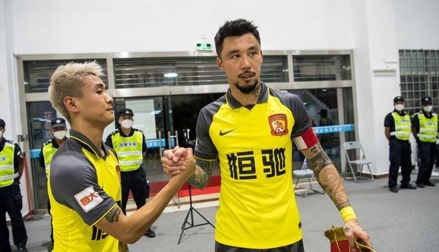 广州队|广州恒大新队长受称赞，出道上海功成广州，坚守11年共进退