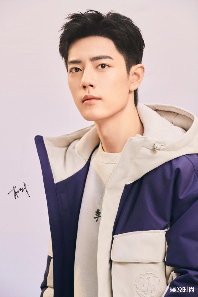 娱说时尚 肖战不愧为时尚界的宠儿，工装也能穿出帅气感，秋冬装的随性风采