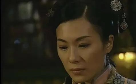 金枝欲孽|看完《金枝欲孽》：顿悟安茜才是皇宫中最“恶毒”的女人