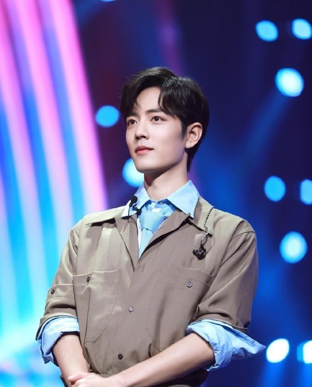 杨幂|肖战超话置顶更新，肖战官方还发视频宣传新剧，粉丝保持期待