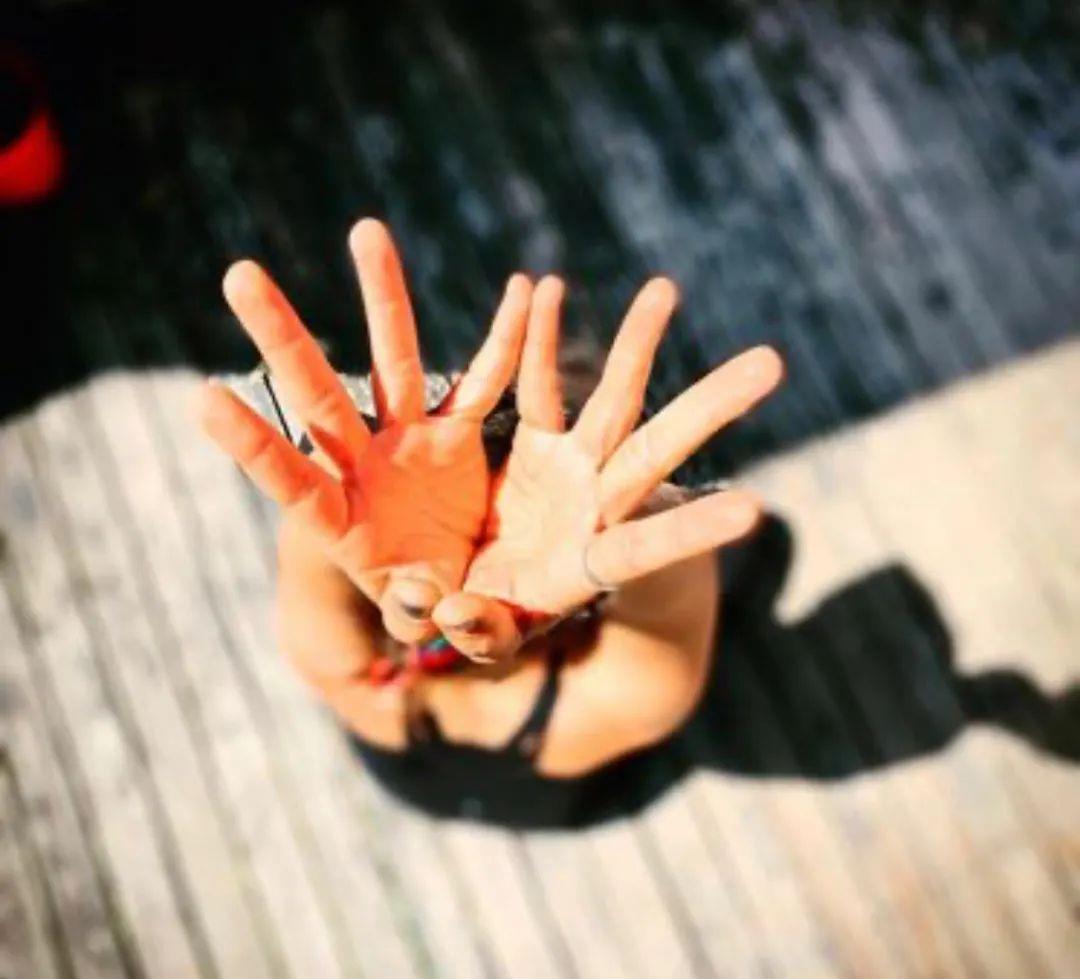 吃货小木鱼|练瑜伽,不能只知道体式,瑜伽手印了解一下!