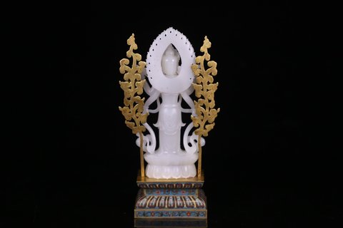 |? 重器精品,和田玉“六臂观音”摆件