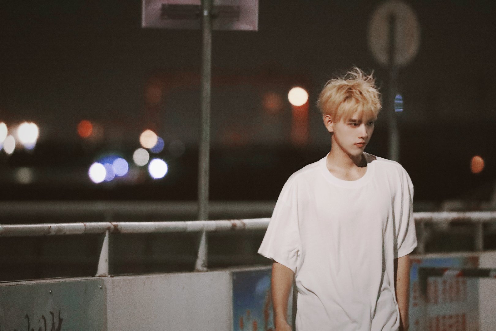 陈凯歌|陈飞宇新剧金发路透被赞，网友称幸亏没长得随陈凯歌