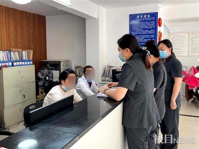 生活报 空降砖头把汽车砸了个坑，车主把七十八户邻居告上法院