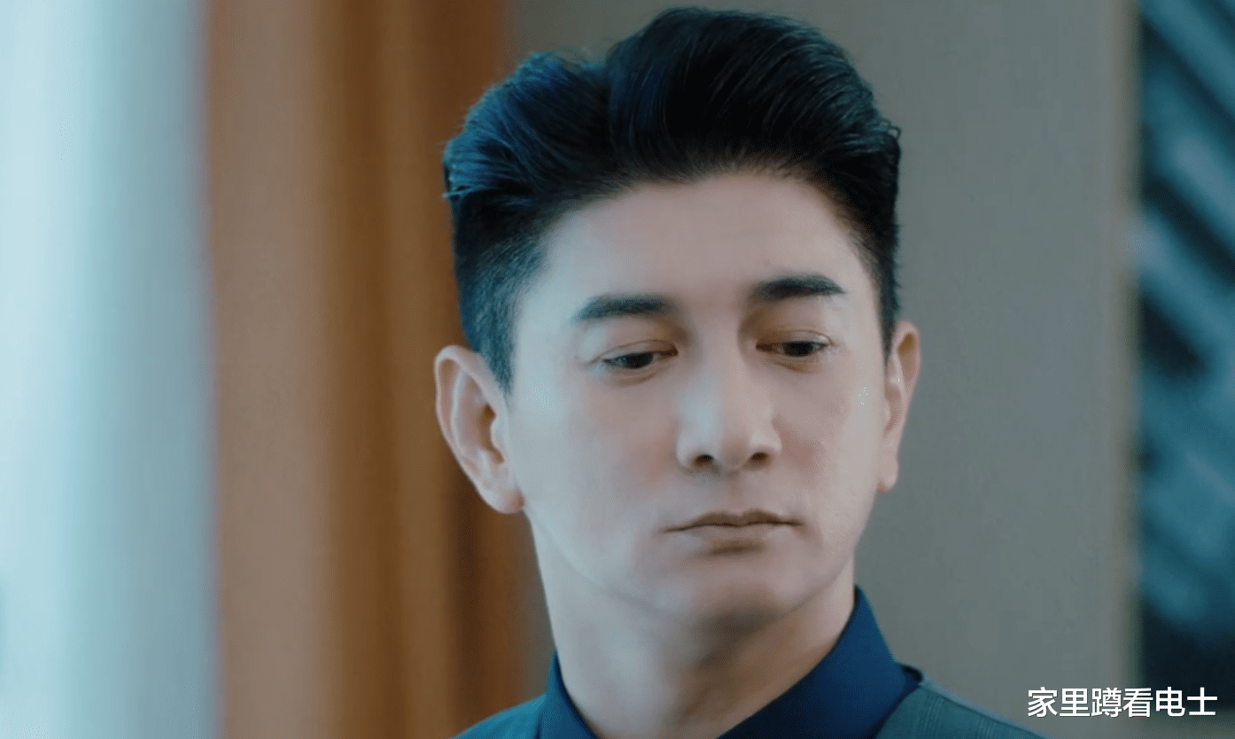 曾黎|50岁吴奇隆的清醒，综艺和偶像剧同时播出，为何没有出戏的尴尬？