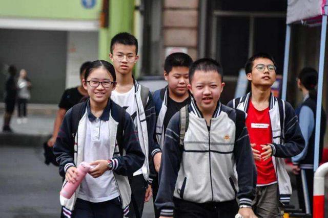 河北|教育局下发通知，河北公布中小学的放假时间，学生心情各不相同