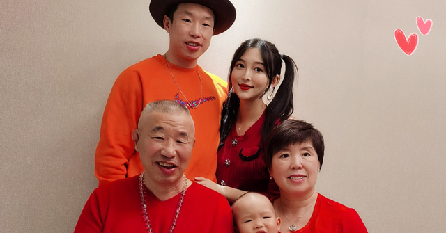 德云社|有种“翻车”叫冲老婆颜值生孩子，德云社烧饼晒娃后，网友乐了