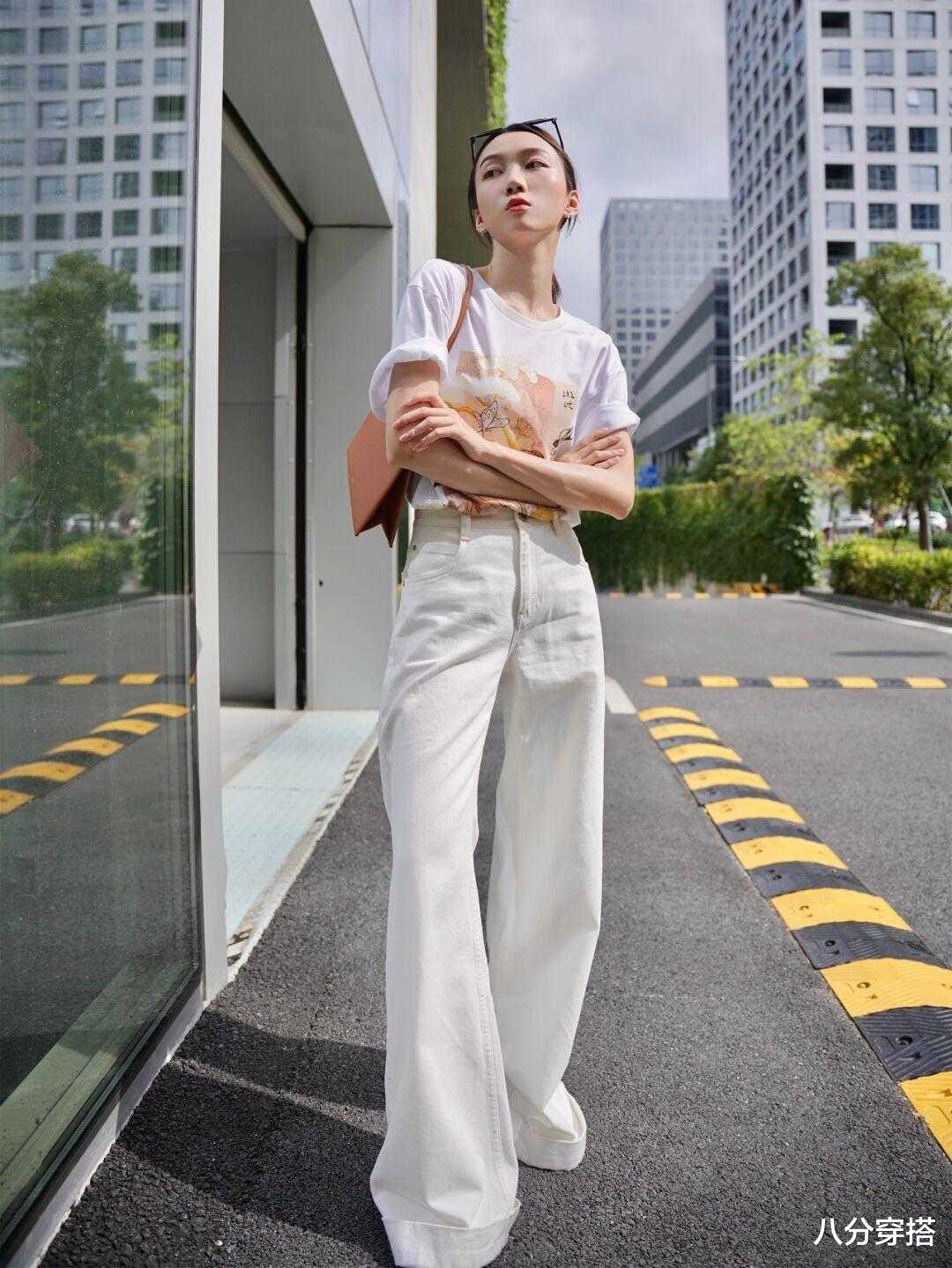 八分穿搭|穿T恤觉得太普通了？可能是没选对款式，这些T恤百搭时髦不挑人