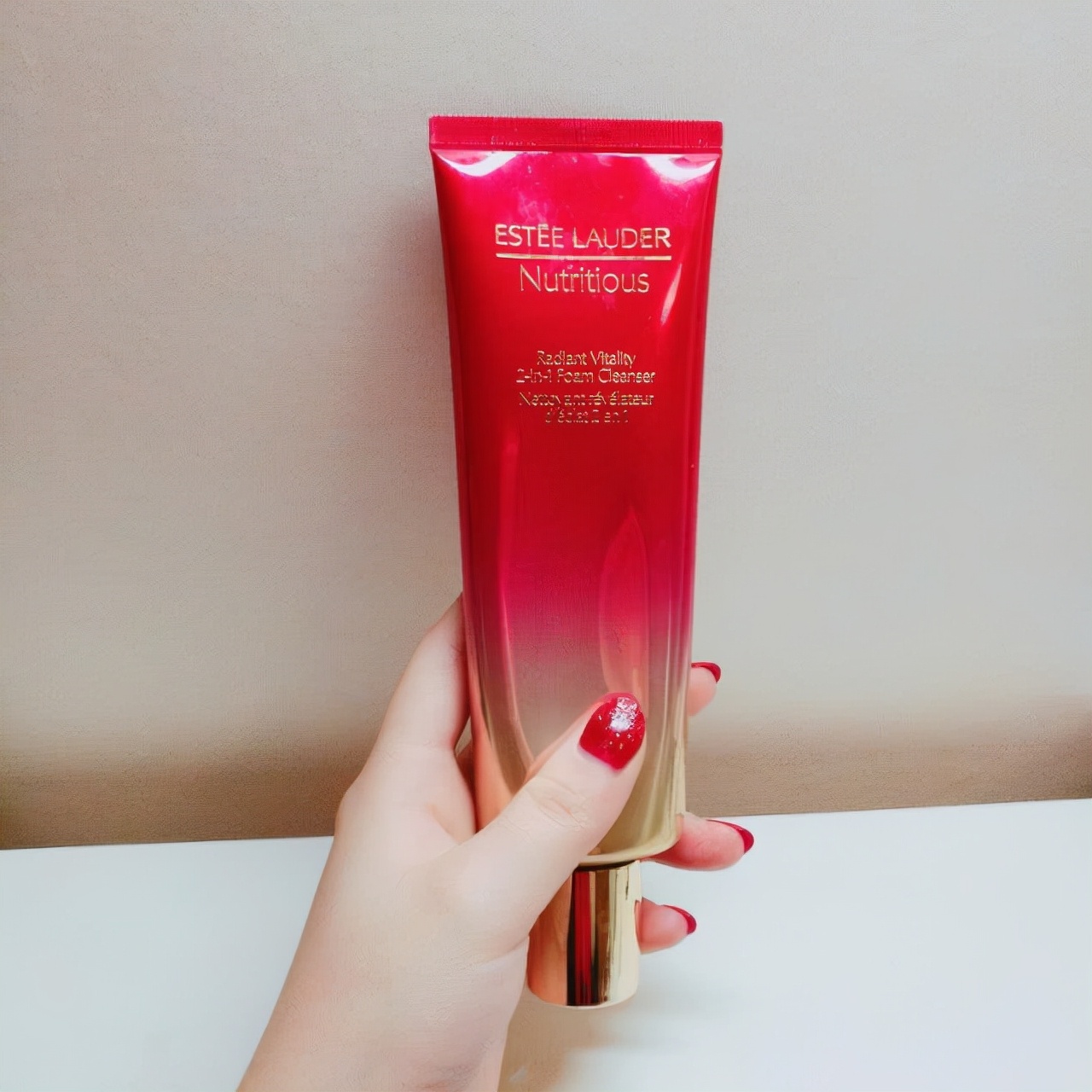 闻人嘉悦 什么品牌的洗面奶口碑好？这些品牌洁面乳，让你的肌肤拥有牛奶肌