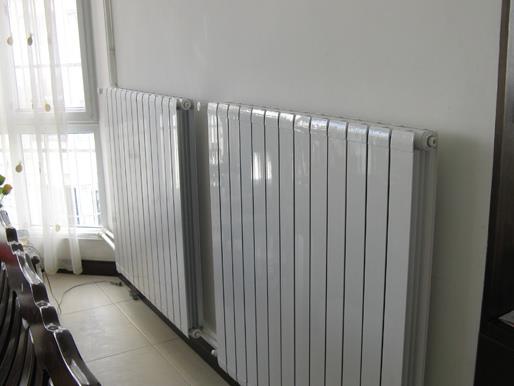 家里暖气片只有第一组热，后面都不热，原因常有5点，看完再处理