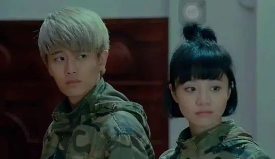 任嘉伦|「古装第一美男」杀回来了！刚红就结婚，带娃拍古偶，他凭什么这么狂？