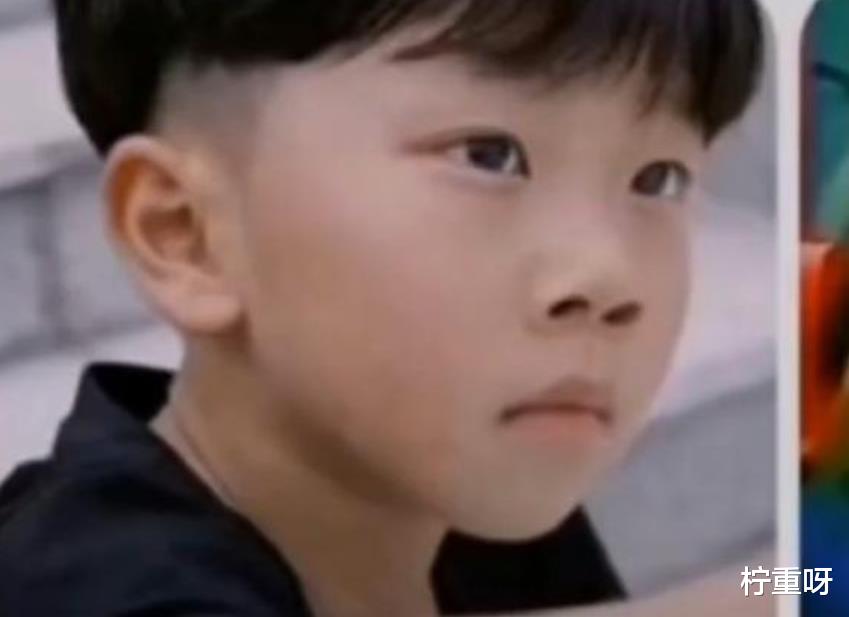 柠重呀|林生斌没有4岁儿子？烁烁正面照曝光，和林生斌老婆小乐太像了