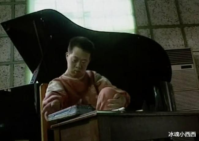 袁泉|“天才指挥家”舟舟:爆红背后是一场资本骗局