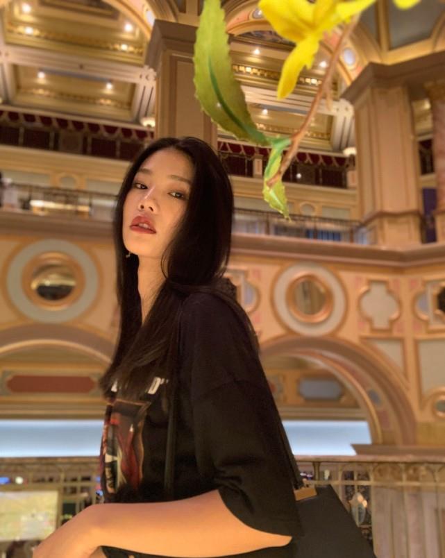 纪凌尘|纪凌尘官宣新恋情，“绯闻女友”王艺哀叹发声：少女的清白无人还