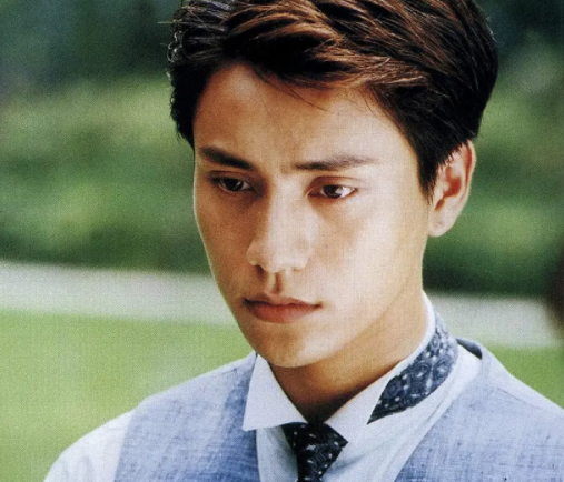 陈坤|开播2集，收视率破1！影帝陈坤这部热血大剧，来“轰炸”影圈了