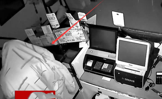 男子一个月输光20万拆迁款,想中彩票翻身,没钱竟然去店里偷彩票