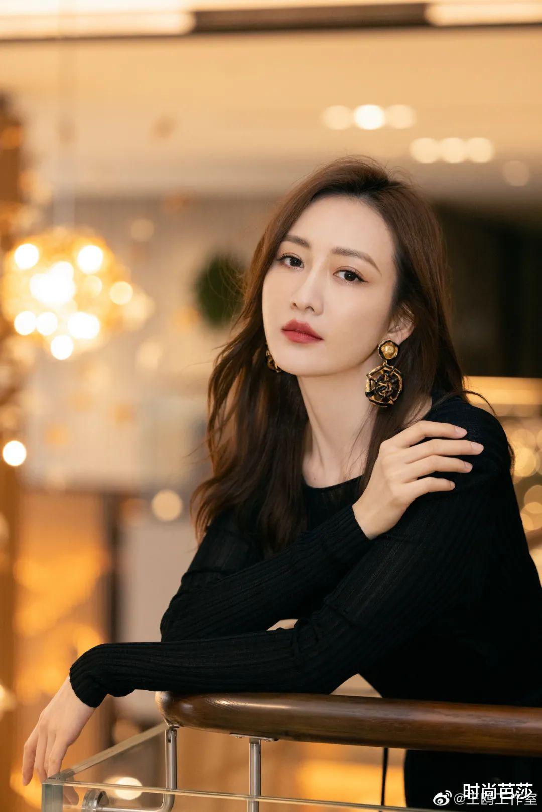 底妆|为什么她能美得毫无年龄感?