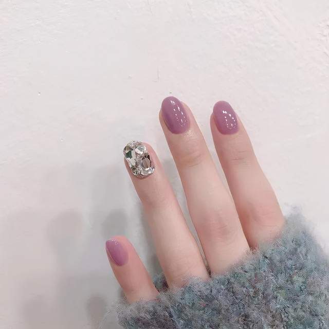 王子文|适合春天的韩系美甲~简约又时尚！