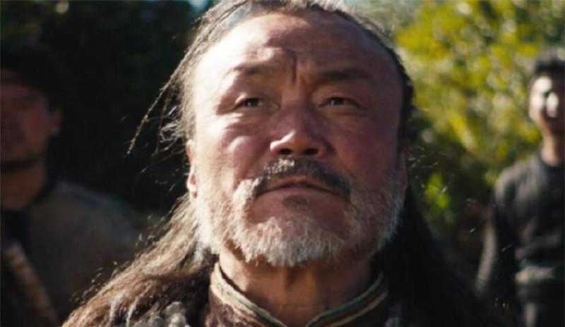 云南虫谷|《云南虫谷》大结局：族长父子被欲望蒙蔽了双眼，结局悲惨