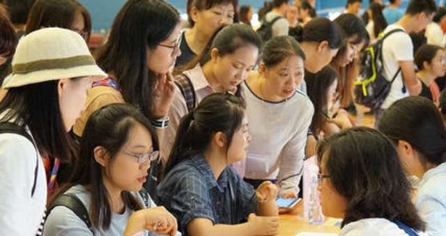 智联招聘|“最佳男友”的职业排名，公务员变得不受欢迎了，榜首受到认可