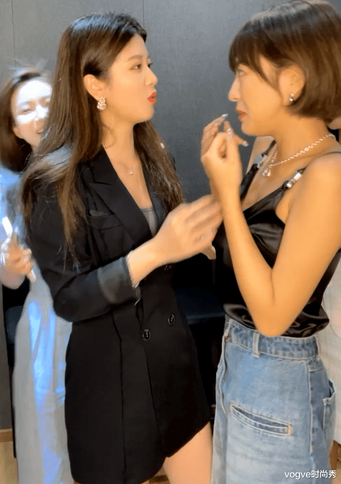 vogve时尚秀|心动的信号4:女嘉宾开直播,导演要求无美颜出镜,颜值太真实了