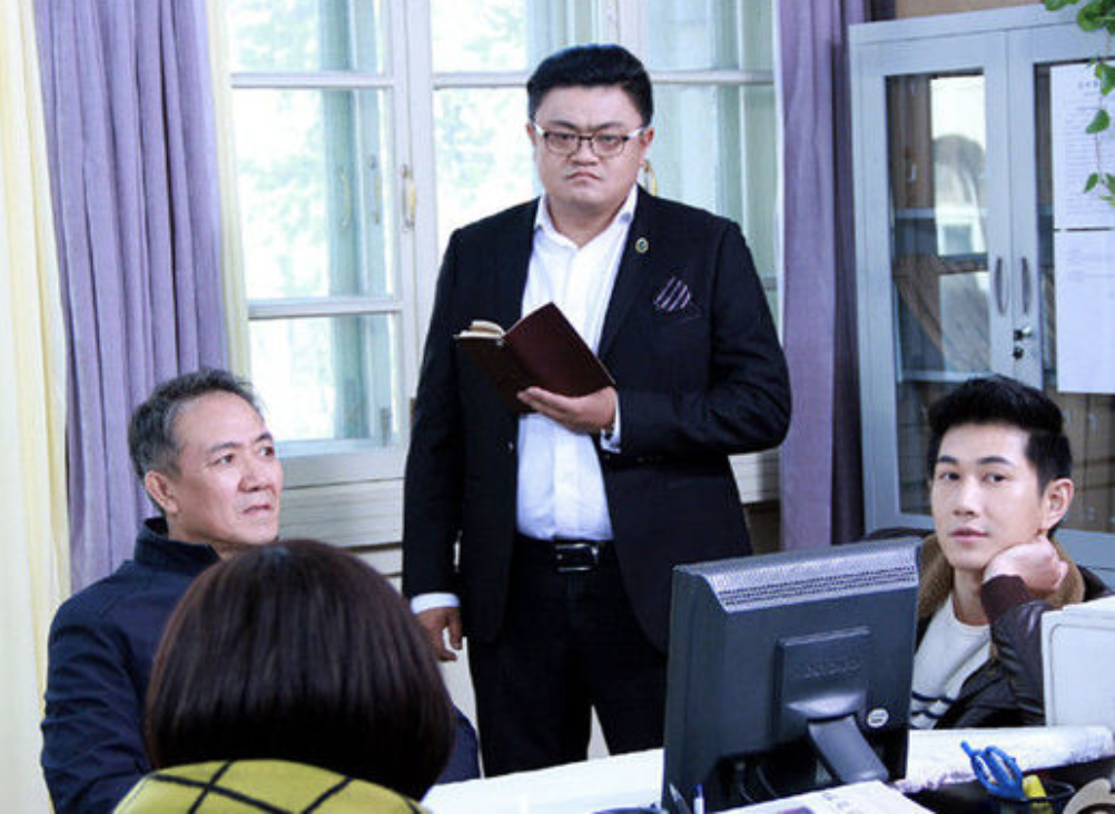 高亮|内娱隐藏的明星父子，父亲是国家一级演员，儿子成了知名导演