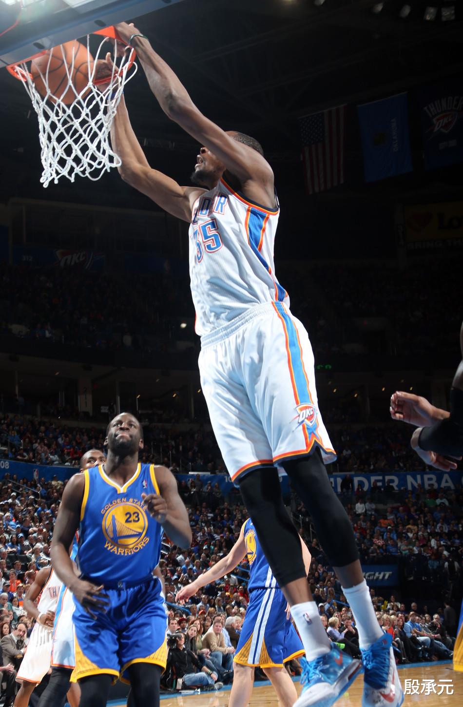 斯蒂芬·库里|库里连续9场得分30+ 排名NBA现役球员第几位