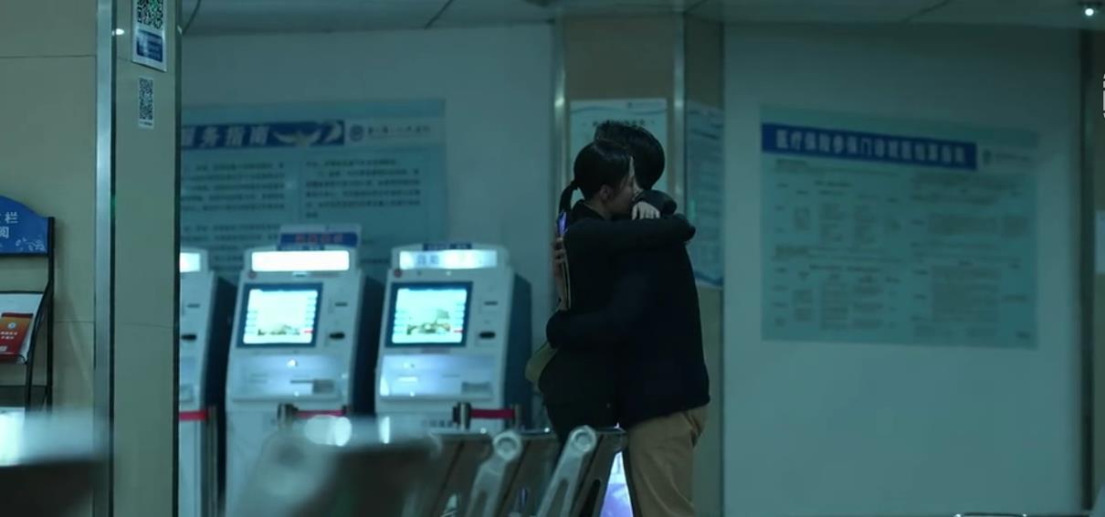 路阳|一口气追18集，还是欲罢不能，这部剧打破我对军旅剧的认知天花板