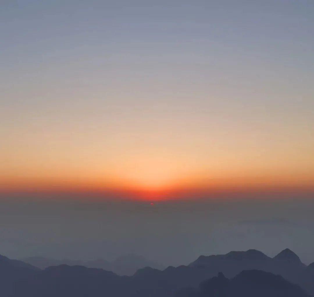 黑白的触动 乘着高铁游湖北，从武汉，到武当 （第七站：武当山）