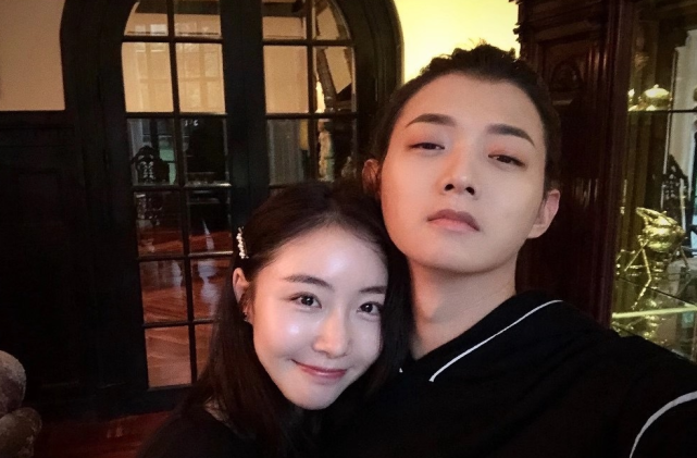 心动|看不上陈露家境，疑霍尊新女友“小琵琶”曝光，被扒身世非富即贵