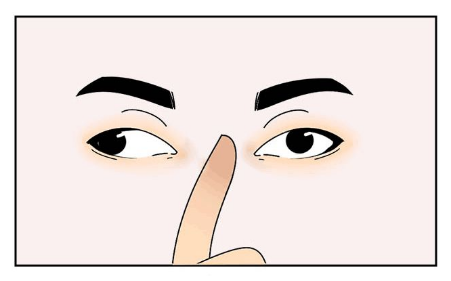 近视|那些近视不戴眼镜的人，最后都成什么样了？