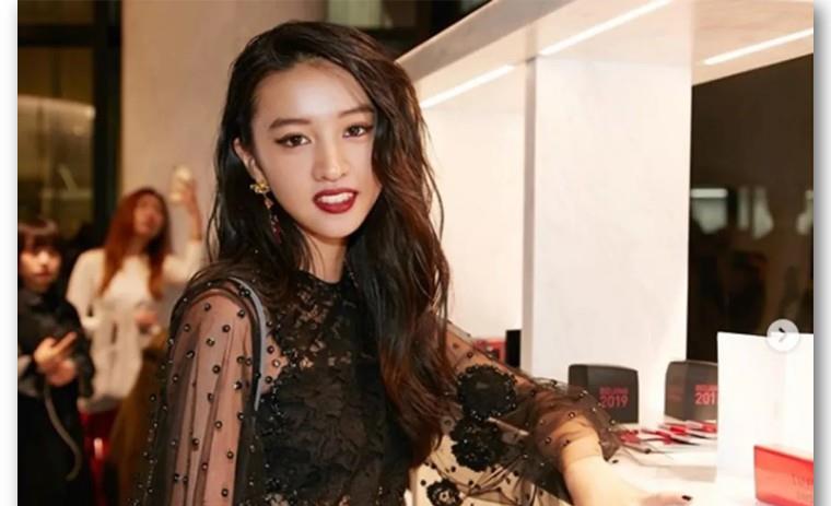 后藤久美子|日本最美星二代被“公开处刑”！离开照“骗”的她，普通矮胖显老