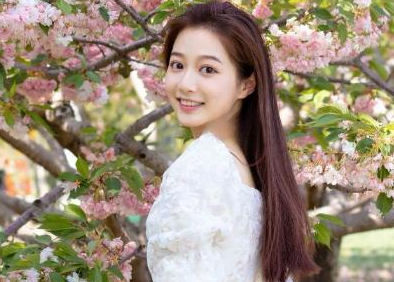 冬奥会|“最美领诵员”冯琳：亮相冬奥会宣传片C位，成复旦大学研究生