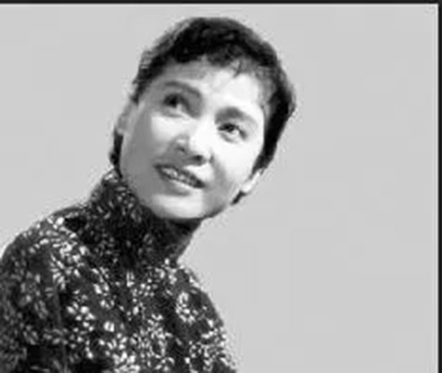 秦怡|1966年秦怡被诊断为肠癌，面对出轨的丈夫苦笑：为了孩子